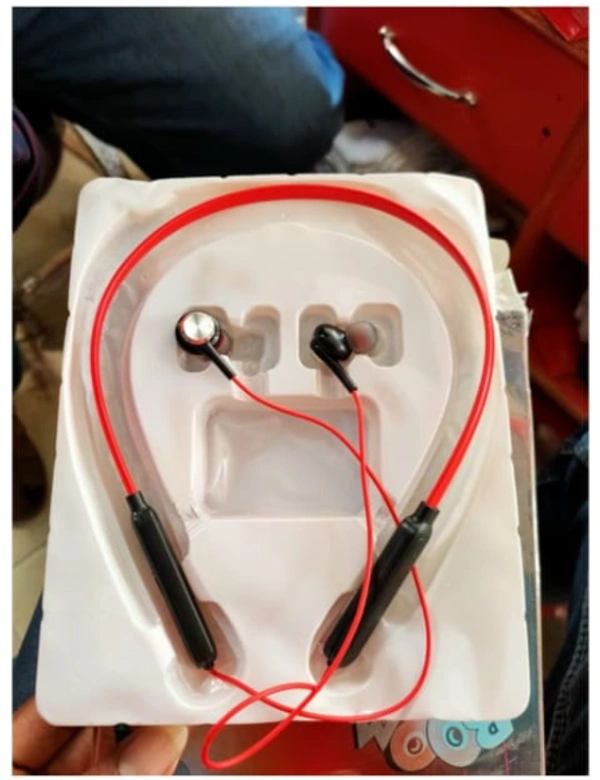 VIP VD-65B Wireless / Bluetooth In the Ear With mic - Yes